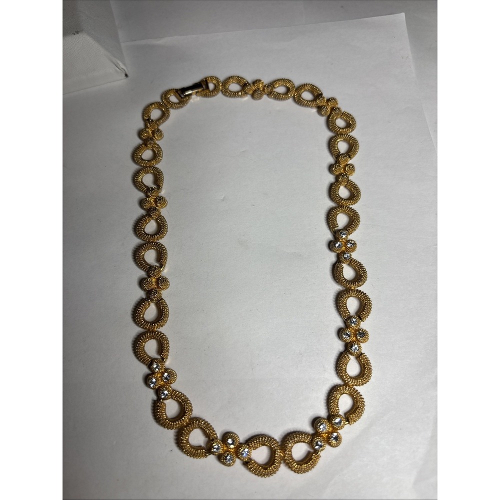 Gold Tone Textured Oval Link Necklace Clear Rhinestone Floral Stations